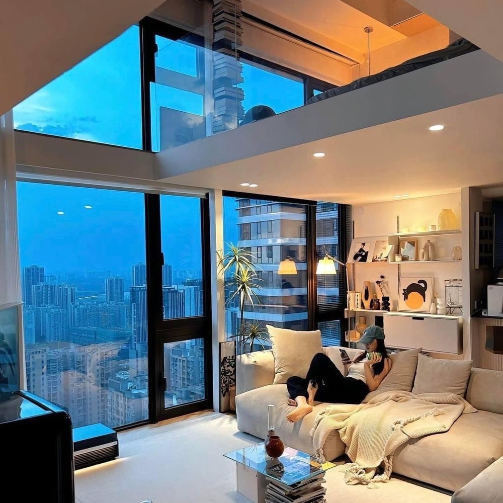 Meet your Posher, Paulina